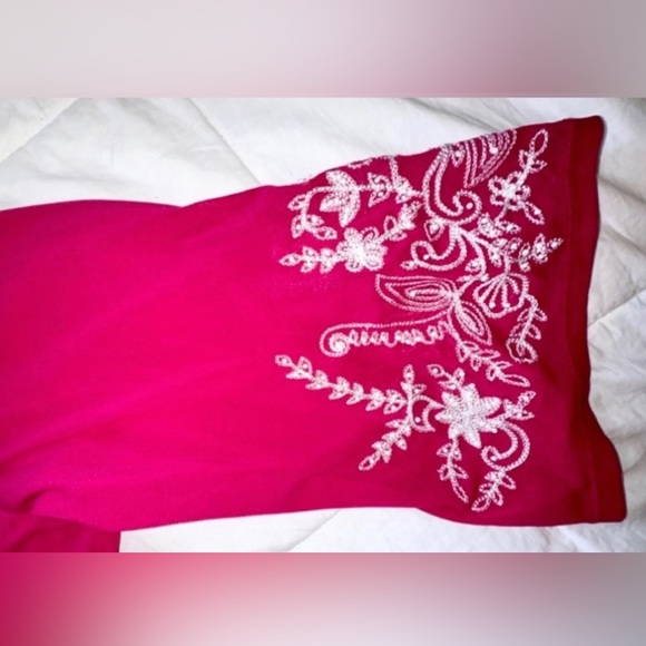 Embroidered Henley Tunic - w/ flare 3/4 sleeves
- Pink - 1X - Susan Graver - Picture 3 of 7